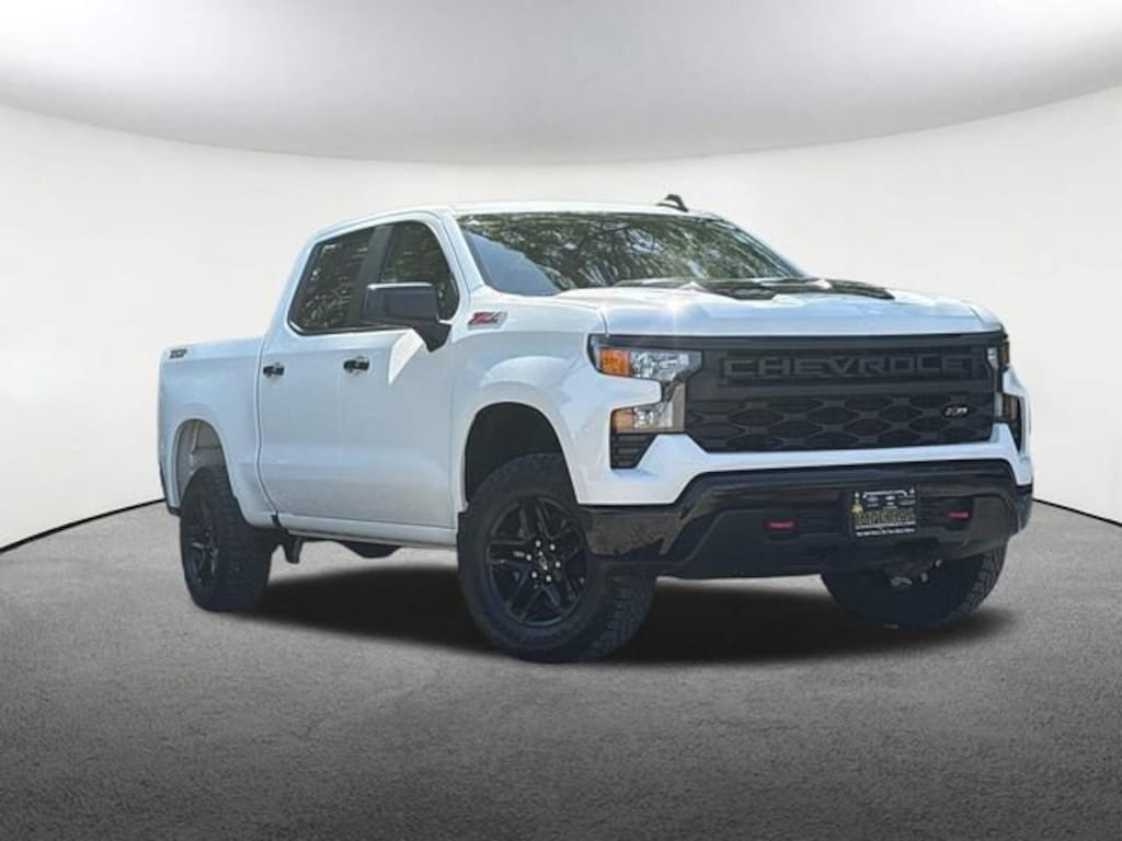 Used 2024 Chevrolet Silverado 1500 Custom Trail Boss Truck Crew Cab