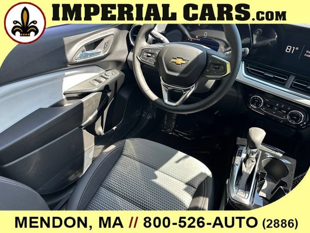 2026 Chevrolet Trax LT - Photo 16