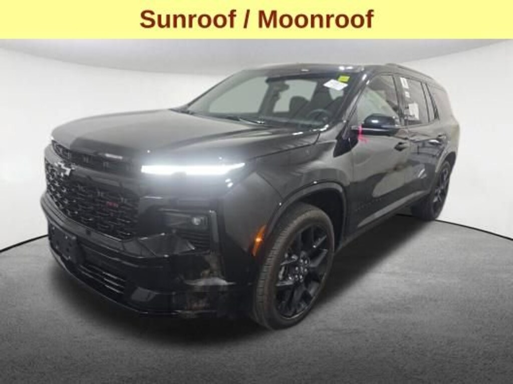 Used 2025 Chevrolet Traverse RS SUV