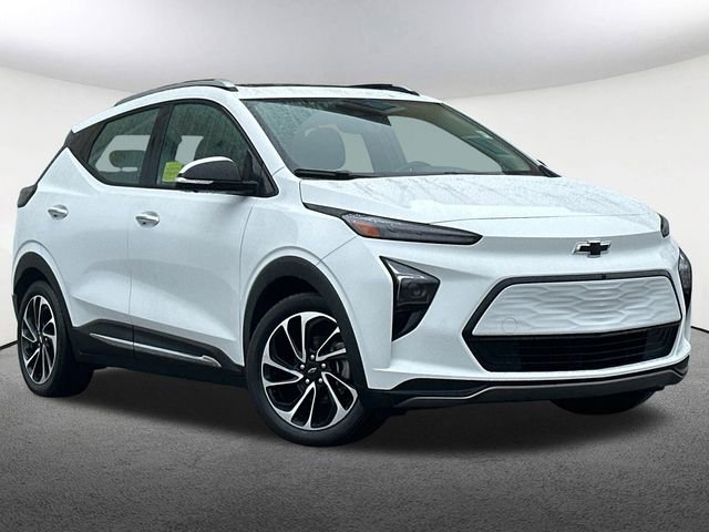 Used 2022 Chevrolet Bolt EUV Premier with VIN 1G1FZ6S06N4116540 for sale in Mendon, MA