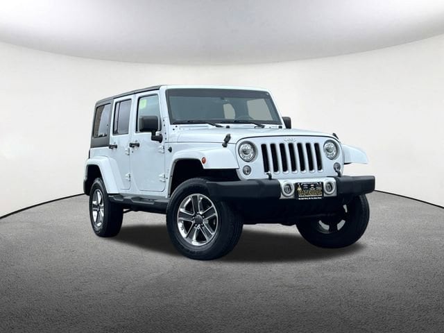 Used 2018 Jeep Wrangler JK Unlimited Sahara with VIN 1C4HJWEG0JL928528 for sale in Mendon, MA