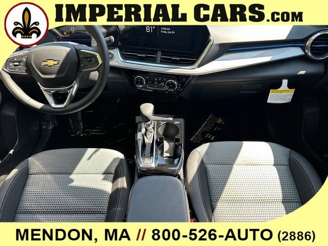 2026 Chevrolet Trax LT - Photo 15
