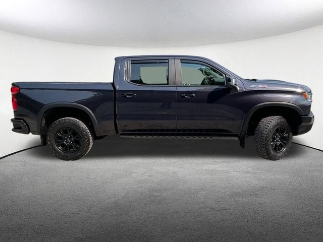 2022 Chevrolet Silverado 1500 ZR2 - Photo 17