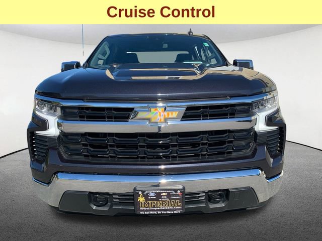 2022 Chevrolet Silverado 1500 LT photo 3