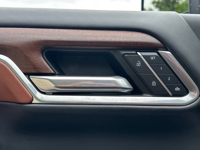 2025 GMC Sierra 2500HD Denali Ultimate - Photo 25