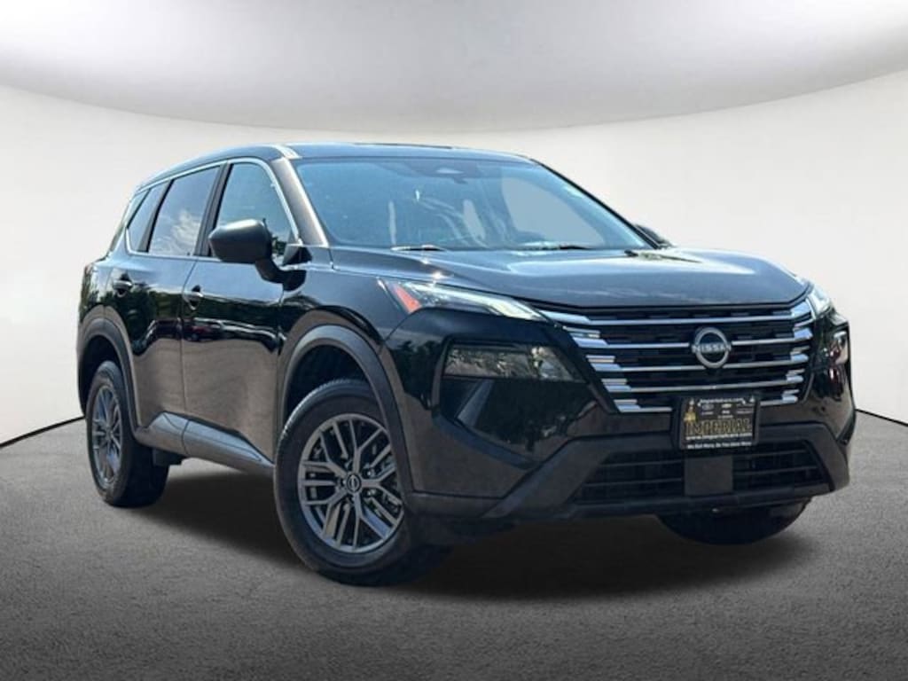 Used 2024 Nissan Rogue S SUV