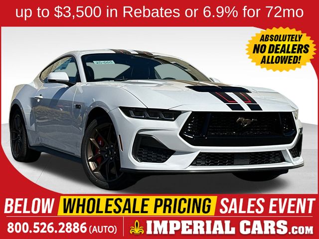 2025 Ford Mustang Coupe 