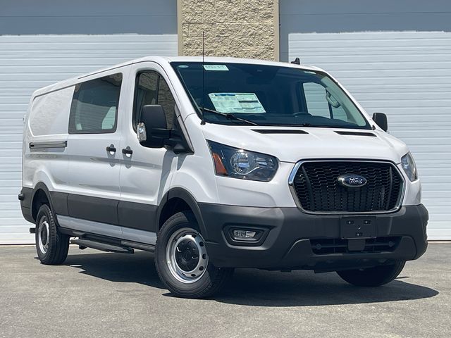 2024 Ford Transit photo 2