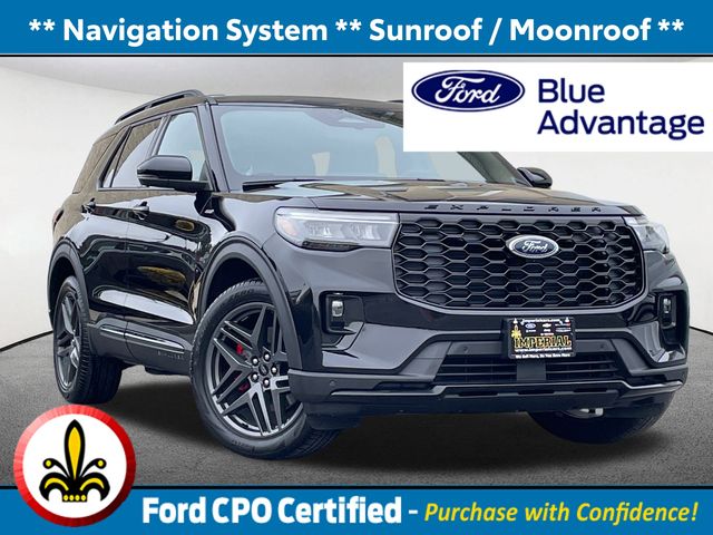 2025 Ford Explorer ST-LINE's photo