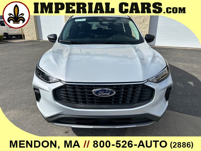 2025 Ford Escape Active photo 3
