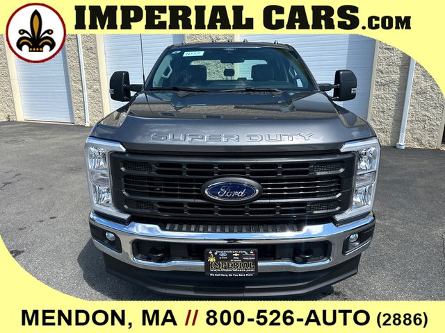 2025 Ford F-350 XL photo 2