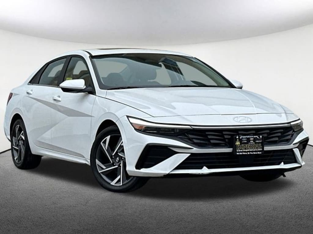 Used 2024 Hyundai Elantra SEL Sedan