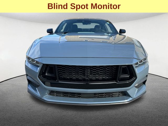 2024 Ford Mustang EcoBoost photo 3