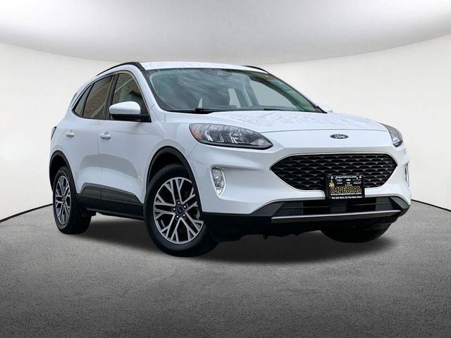2021 Ford Escape SEL photo 2