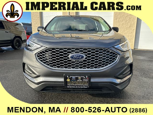 2024 Ford Edge SE photo 3