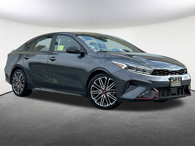 2022 Kia Forte GT photo 2