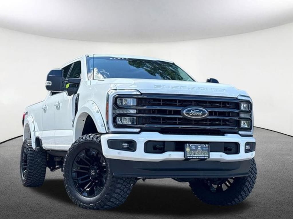 Certified 2024 Ford F-250 Lariat Truck Crew Cab