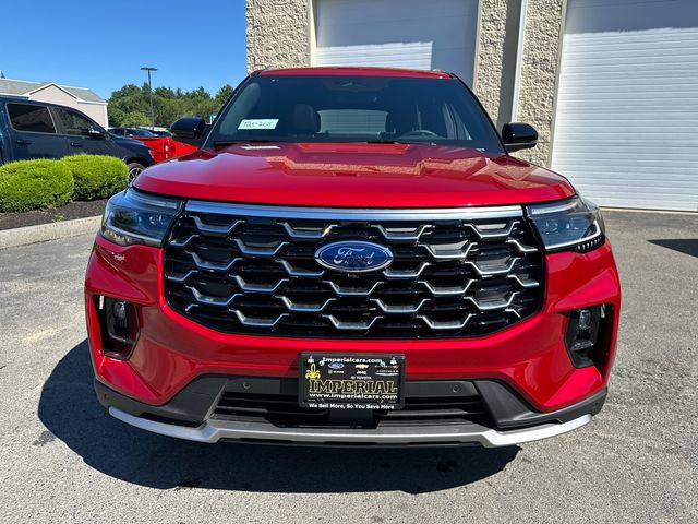 2025 Ford Explorer Platinum photo 3