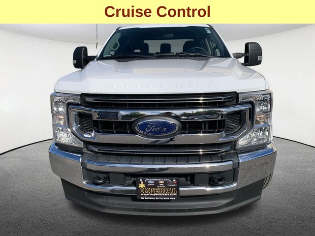2022 Ford F-250 XLT photo 3