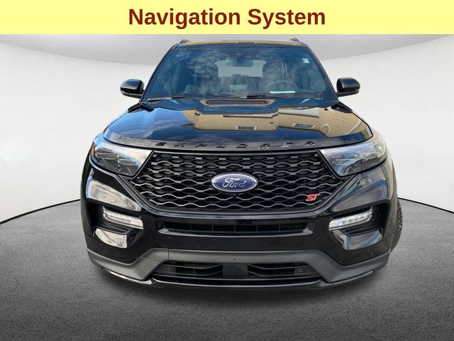 2023 Ford Explorer ST photo 3