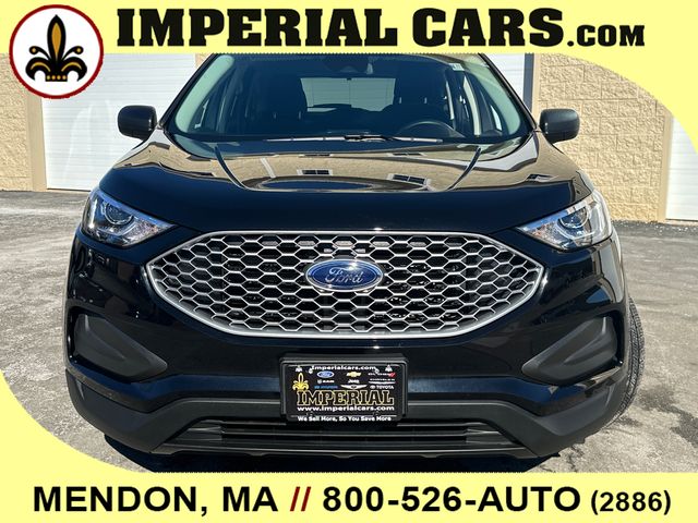 2024 Ford Edge SE photo 3