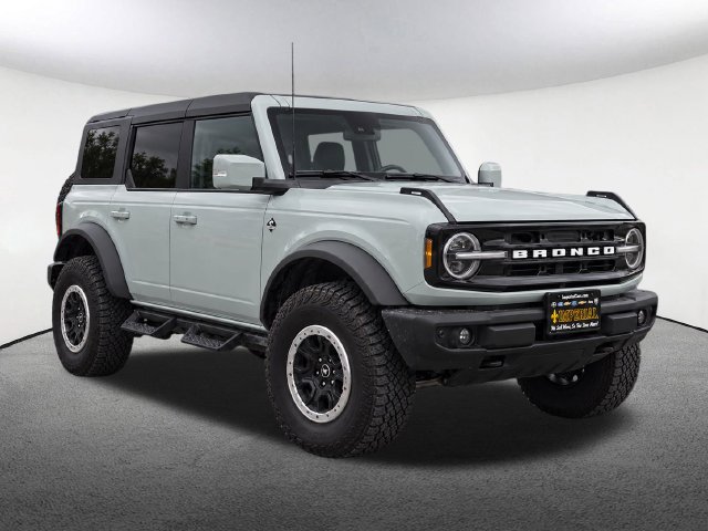 Used 2024 Ford Bronco Outer Banks SUV