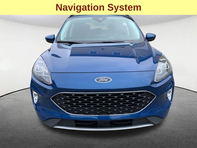 2022 Ford Escape Titanium photo 3