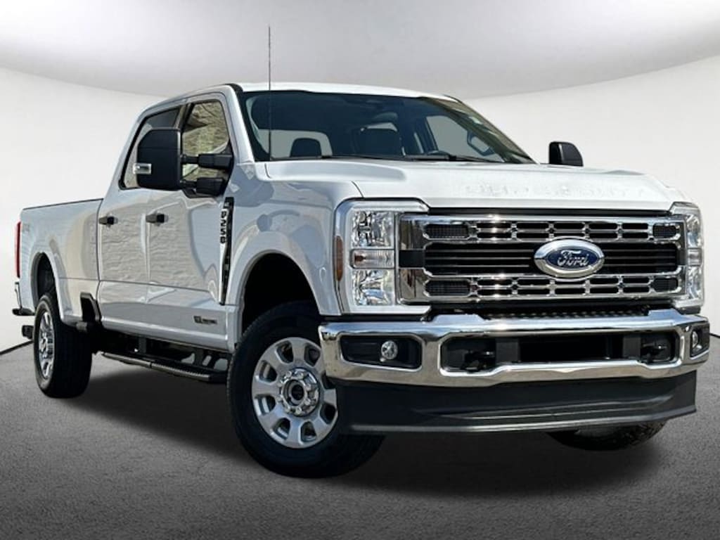 Certified 2024 Ford F-250 XLT Truck Crew Cab