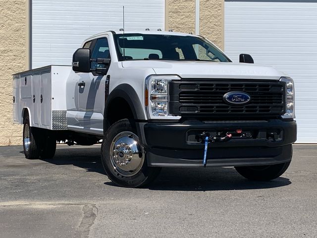 2024 Ford F-550 XL photo 2