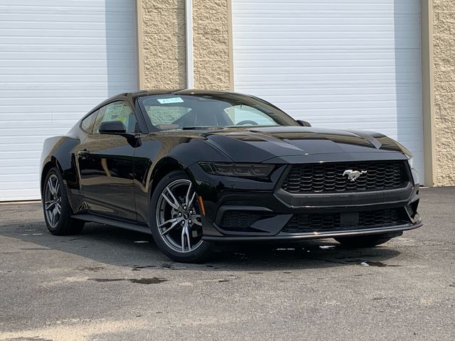 2025 Ford Mustang EcoBoost Premium photo 2