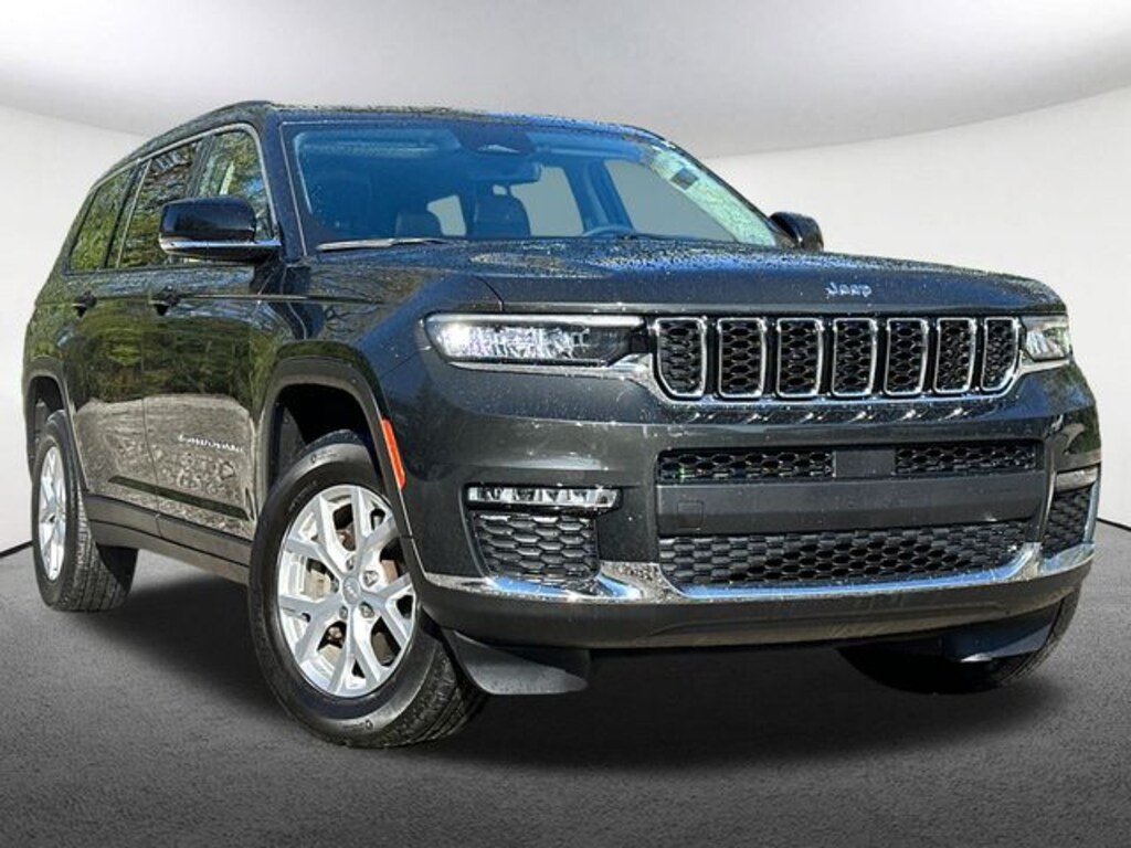 Used 2023 Jeep Grand Cherokee Limited SUV