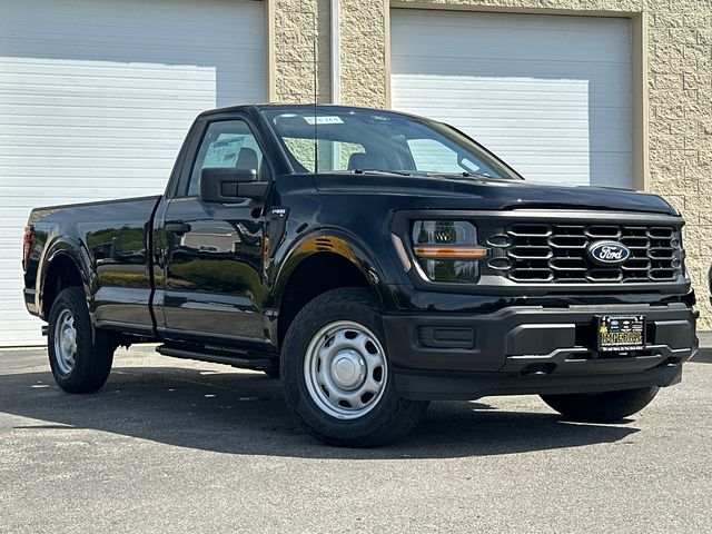 2025 Ford F-150 XL photo 2