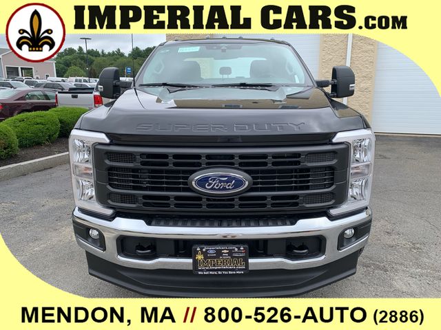2025 Ford F-250 XL photo 3