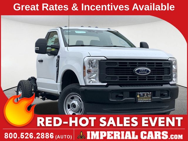 2025 Ford F-350 Chassis Chassis 