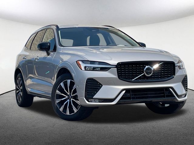 2025 Volvo XC60 B5 Plus photo 2