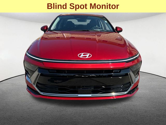 2025 Hyundai Sonata SEL photo 3