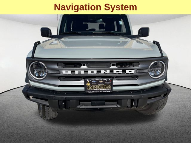 2024 Ford Bronco Big Bend photo 2