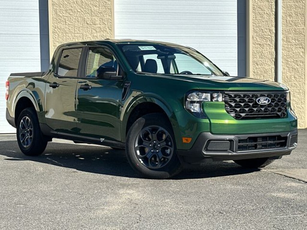 New 2025 Ford Maverick XLT Truck SuperCrew