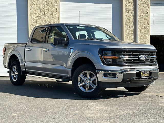 2025 Ford F-150 XLT photo 2