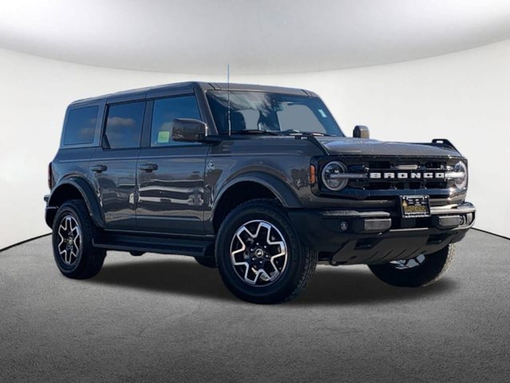 Certified 2025 Ford Bronco Outer Banks SUV