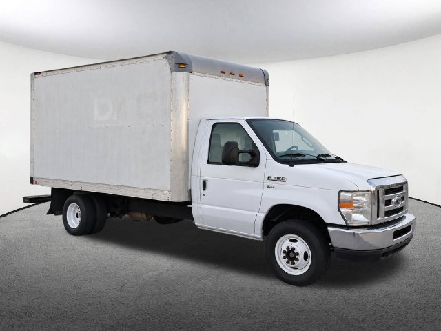 Used 2015 Ford E-350 Cutaway Base Truck