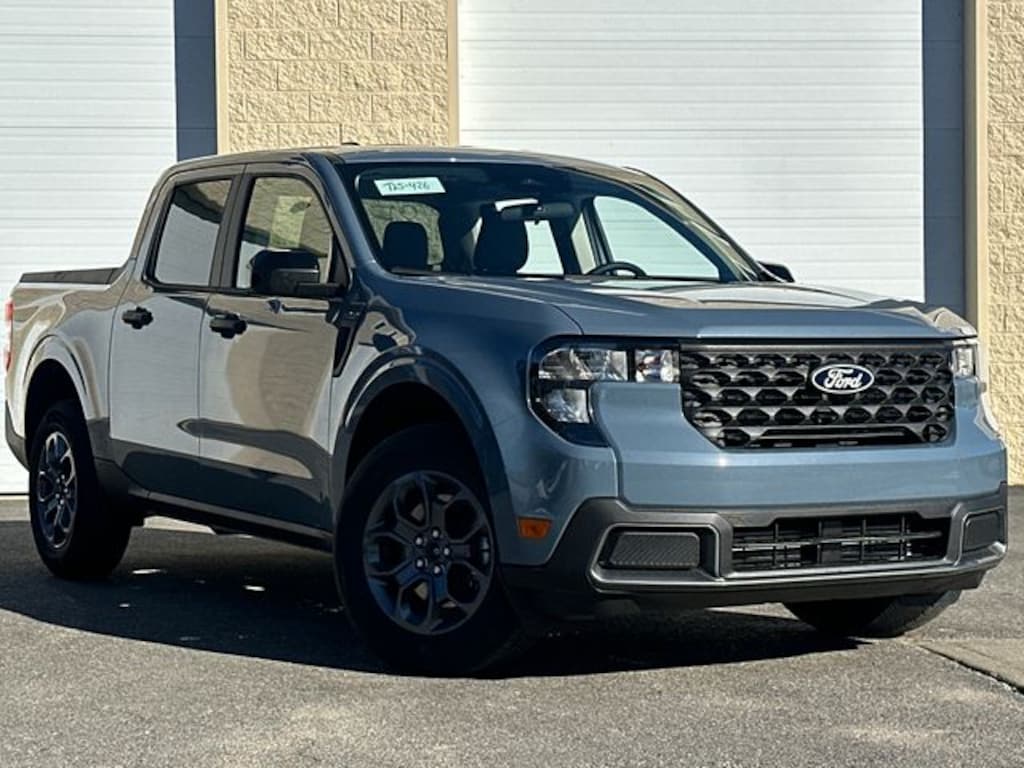 New 2025 Ford Maverick XLT Truck SuperCrew