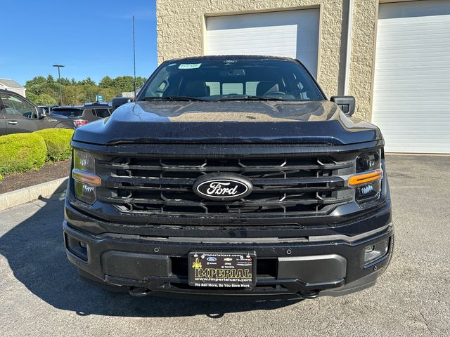 2025 Ford F-150 XLT photo 2