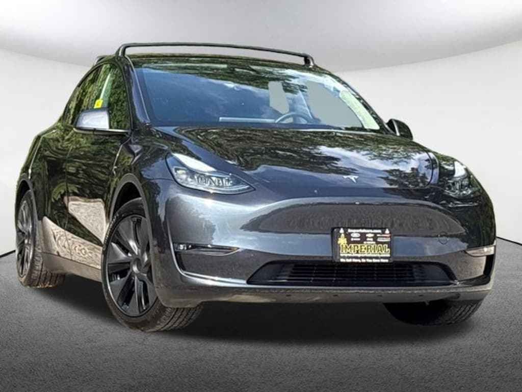 Used 2025 Tesla Model Y Long Range SUV