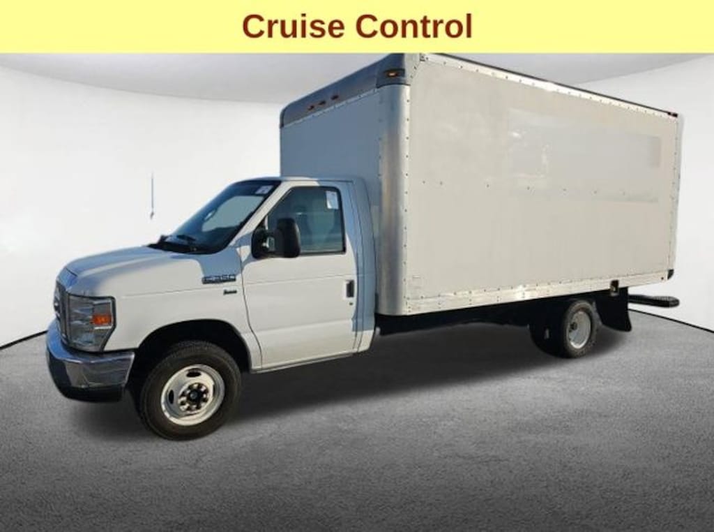 Used 2015 Ford E-350 Cutaway Base Truck