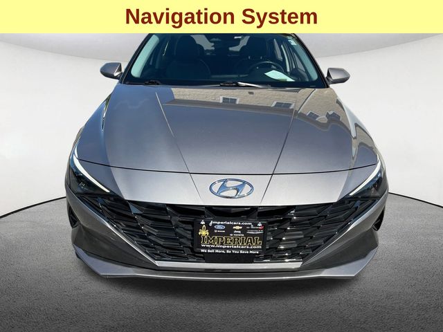 2023 Hyundai Elantra Limited photo 2