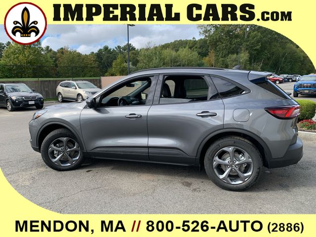 2025 Ford Escape ST-Line Select photo 2