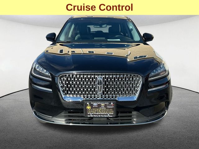 2021 Lincoln Corsair Standard photo 2