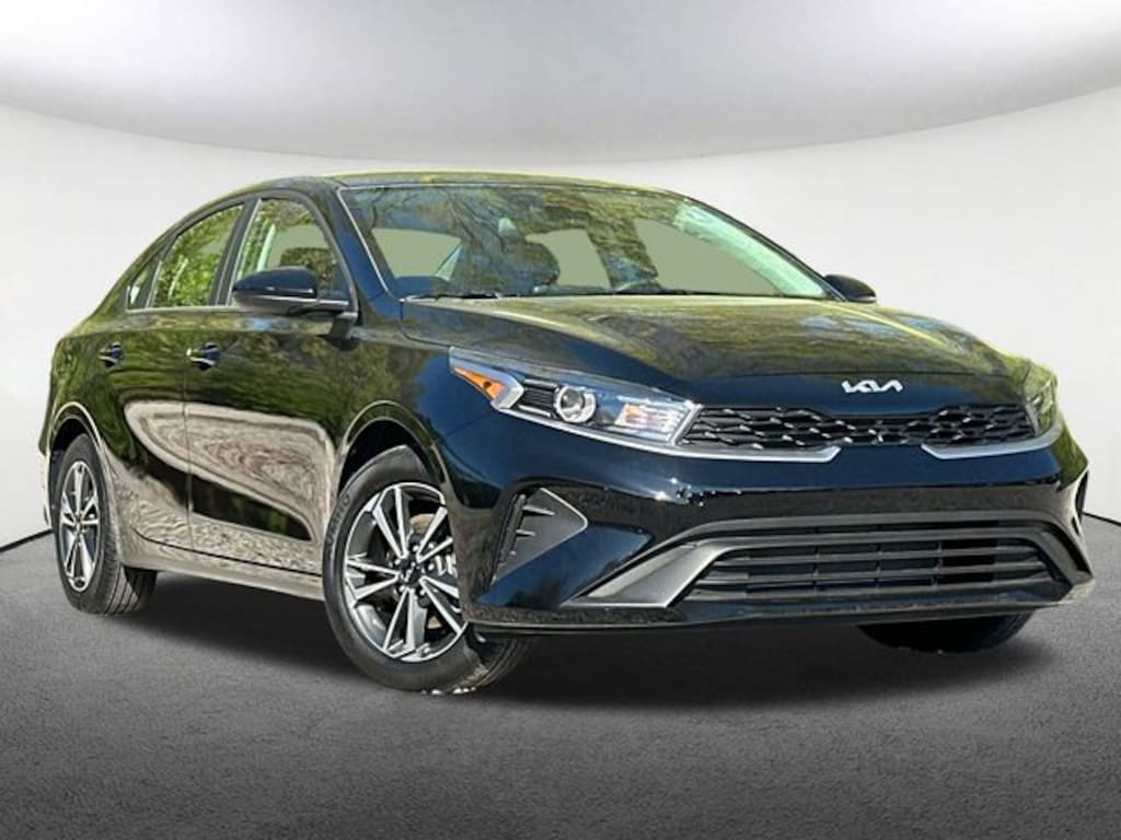 Used 2024 Kia Forte LXS Sedan