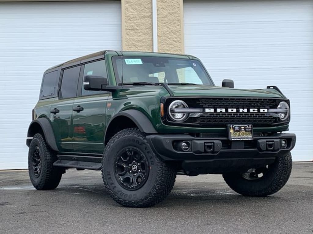New 2025 Ford Bronco Badlands SUV